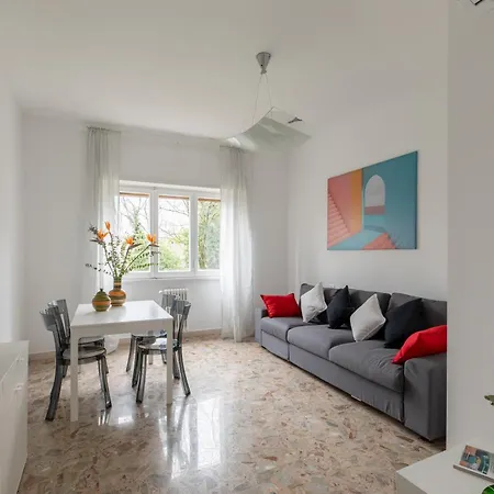Iflat Spacious & Comfortable Near The Vatican Lägenhet *