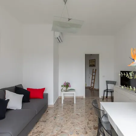 Lägenhet Iflat Spacious & Comfortable Near The Vatican