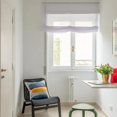 Iflat Spacious & Comfortable Near The Vatican Lägenhet