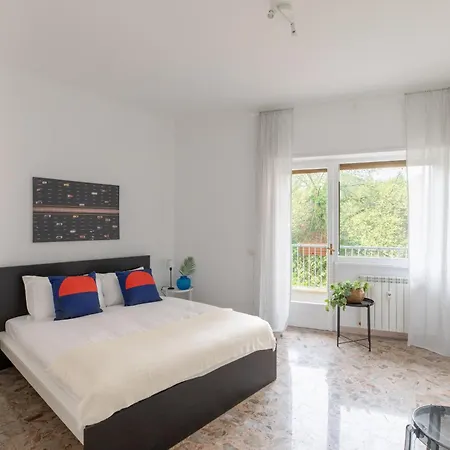 Apartment Iflat Spacious & Comfortable Near The Vatican