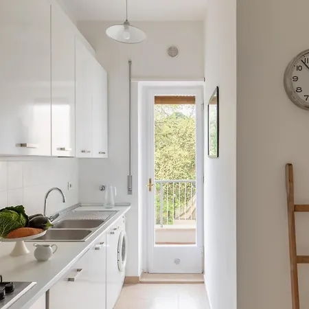 Apartment Iflat Spacious & Comfortable Near The Vatican Rome