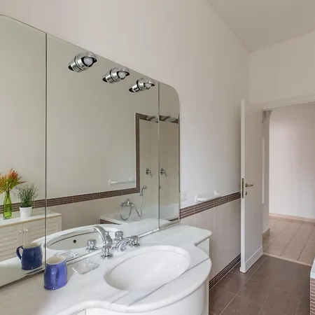 Apartment Iflat Spacious & Comfortable Near The Vatican
